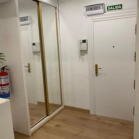 Pleno Centro, Cerca De Todo Con Wifi Gratis Y Ascensor * Santander