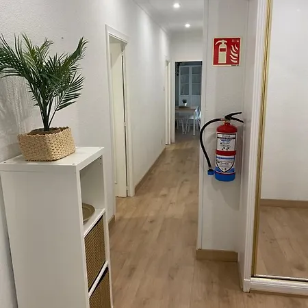 Pleno Centro, Cerca De Todo Con Wifi Gratis Y Ascensor Santander