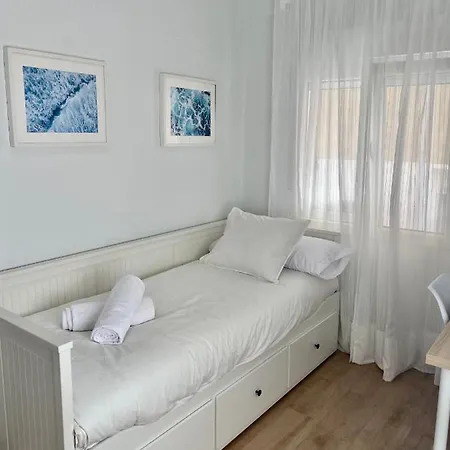 Pleno Centro, Cerca De Todo Con Wifi Gratis Y Ascensor *